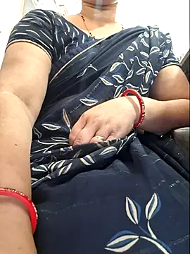 indianhotwife639 online show from March 23, 2026, 4:49 am