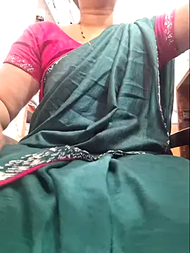 indianhotwife639 online show from May 7, 2026, 5:57 am