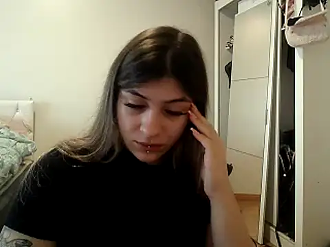 Becca B online show from May 8, 2026, 3:06 pm