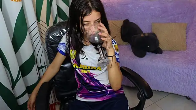 Snapshot of kathie_lozada chatting on September 16, 2025, 3:18 am kathie lozada online show from September 16, 2025, 3:18 am