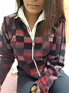 Shalu G online show from November 18, 2025, 5:34 am