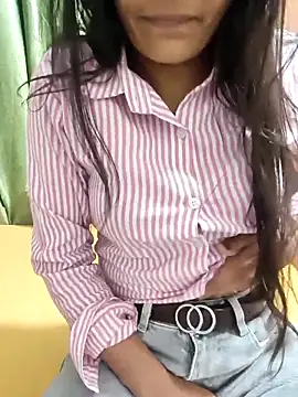 Shalu G online show from April 12, 2026, 8:08 am