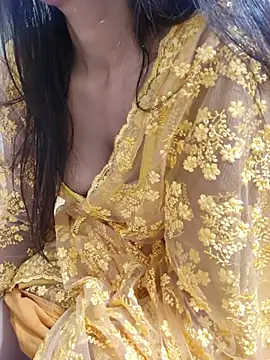 Snapshot of Shalu_G chatting on May 31, 2026, 5:26 am Shalu G online show from May 31, 2026, 5:26 am