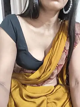 Snapshot of Shalu_G chatting on June 26, 2026, 5:23 am Shalu G online show from June 26, 2026, 5:23 am