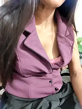Snapshot of Shalu_G chatting on August 5, 2026, 2:09 pm Shalu G online show from August 5, 2026, 2:09 pm