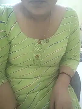 Snapshot of Diya-Sharmaa chatting on October 25, 2025, 6:43 am Diya-Sharmaa online show from October 25, 2025, 6:43 am