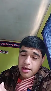 juanfritaa21 online show from May 3, 2026, 5:52 pm
