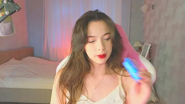 Snapshot of yuna_sunshy chatting on November 2, 2025, 4:37 am yuna sunshy online show from November 2, 2025, 4:37 am