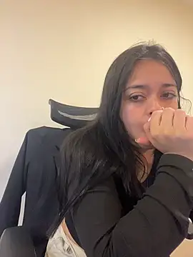 Emily Rivers  online show from March 20, 2026, 1:49 pm