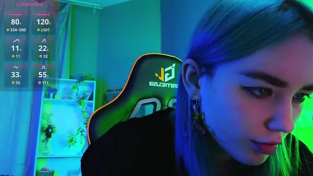 Snapshot of Kiara_Dream chatting on September 17, 2025, 9:16 pm Kiara Dream online show from September 17, 2025, 9:16 pm