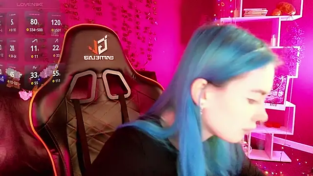 Snapshot of Kiara_Dream chatting on September 30, 2025, 8:36 pm Kiara Dream online show from September 30, 2025, 8:36 pm