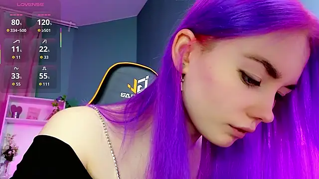 Snapshot of Kiara_Dream chatting on October 15, 2025, 9:04 pm Kiara Dream online show from October 15, 2025, 9:04 pm