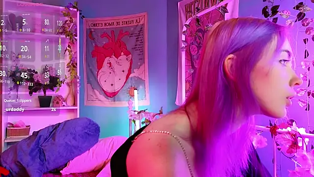 Snapshot of Kiara_Dream chatting on October 16, 2025, 9:16 pm Kiara Dream online show from October 16, 2025, 9:16 pm