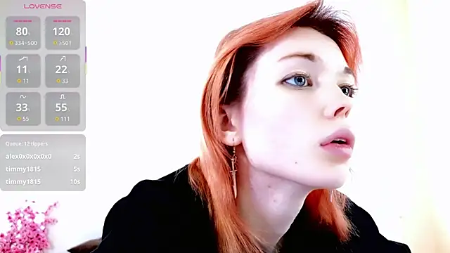 Snapshot of Kiara_Dream chatting on April 21, 2026, 3:02 am Kiara Dream online show from April 21, 2026, 3:02 am