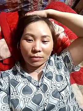 Snapshot of Mpchaola chatting on April 23, 2026, 11:42 am Mpchaola online show from April 23, 2026, 11:42 am