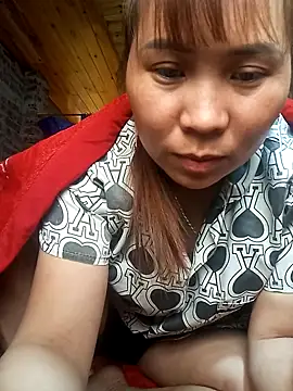 Snapshot of Mpchaola chatting on April 24, 2026, 12:35 am Mpchaola online show from April 24, 2026, 12:35 am