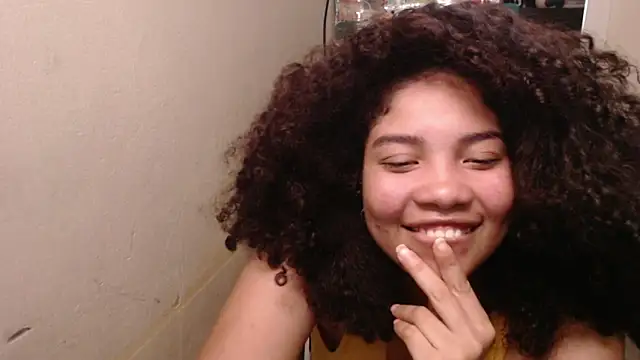 madelene online show from May 26, 2026, 2:18 am