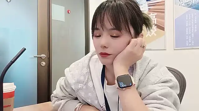 KKMM168 online show from November 5, 2025, 5:07 am