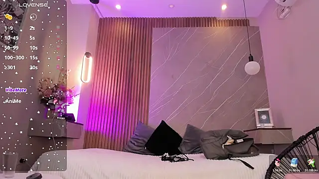 emma  rose1 online show from November 7, 2025, 1:27 am