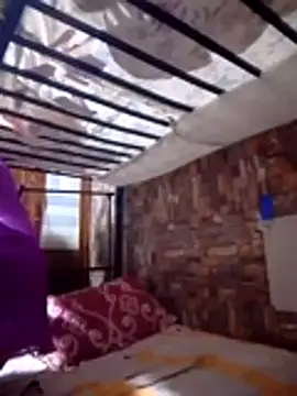 SexyHottMom online show from November 19, 2025, 4:29 pm