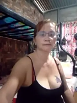 SexyHottMom online show from May 24, 2026, 11:54 pm