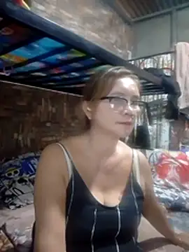 SexyHottMom online show from July 11, 2026, 6:27 am