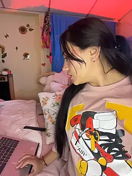 MiaRousexxx  online show from October 21, 2025, 12:33 am