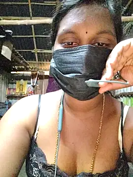 Snapshot of Tamildivya18 chatting on September 20, 2025, 5:08 am Tamildivya18 online show from September 20, 2025, 5:08 am