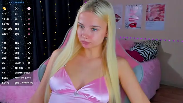 murmiace online show from October 12, 2025, 9:08 am