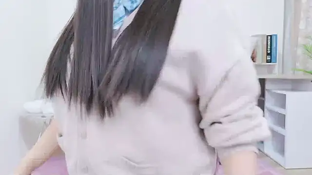 Snapshot of Reina_Fcup chatting on September 20, 2025, 1:45 pm Reina Fcup online show from September 20, 2025, 1:45 pm