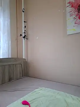 BlacReign online show from December 14, 2025, 1:27 pm