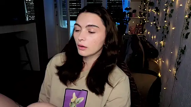 Snapshot of dorfmatratze__ chatting on September 24, 2025, 5:22 am dorfmatratze online show from September 24, 2025, 5:22 am