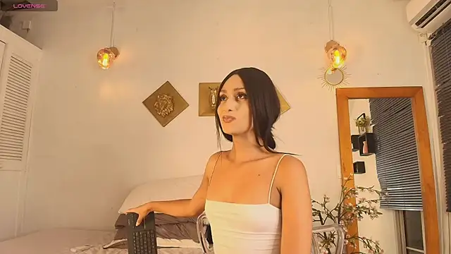 Aleexiiaa online show from July 22, 2026, 4:04 am