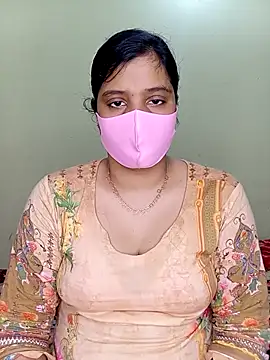 Rose-luckey online show from January 12, 2026, 1:05 pm