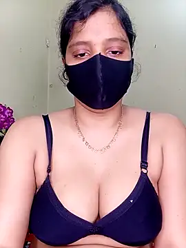 Rose-luckey online show from May 8, 2026, 1:38 pm