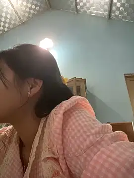 One-nice online show from October 6, 2025, 2:31 am