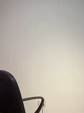 alice shyness online show from December 19, 2025, 9:16 am