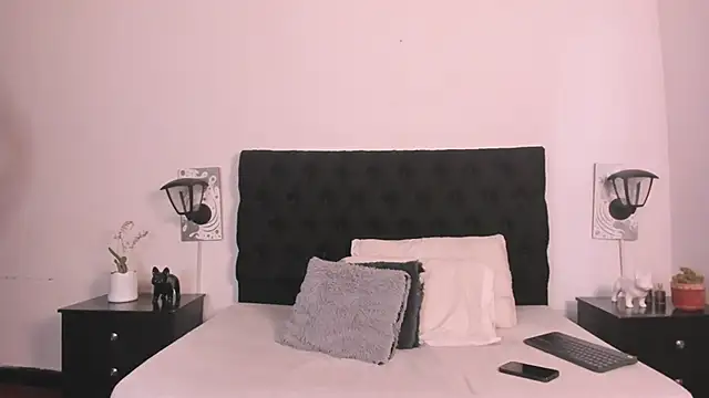 Snapshot of Lucio__Fox chatting on September 16, 2025, 11:55 am Lucio  Fox online show from September 16, 2025, 11:55 am