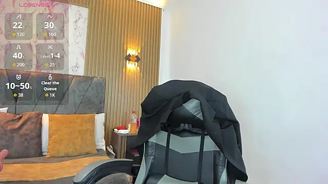 Picsis  online show from November 19, 2025, 9:48 pm