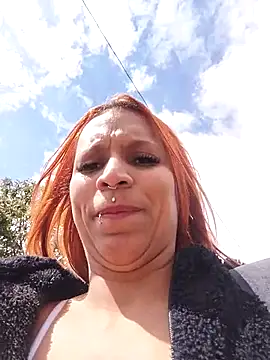 Zoe73  online show from September 12, 2025, 7:47 pm