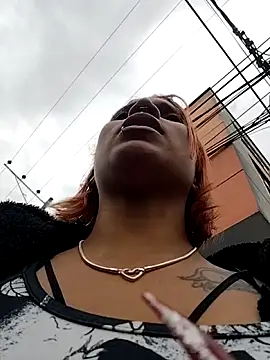 Zoe73  online show from December 4, 2025, 8:06 pm