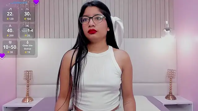 MelanyWayne  online show from June 5, 2026, 12:00 pm
