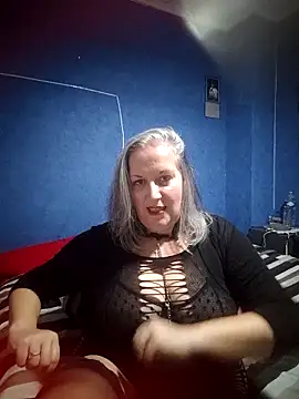 Snapshot of Feelineducentre chatting on October 14, 2025, 7:58 pm Feelineducentre online show from October 14, 2025, 7:58 pm