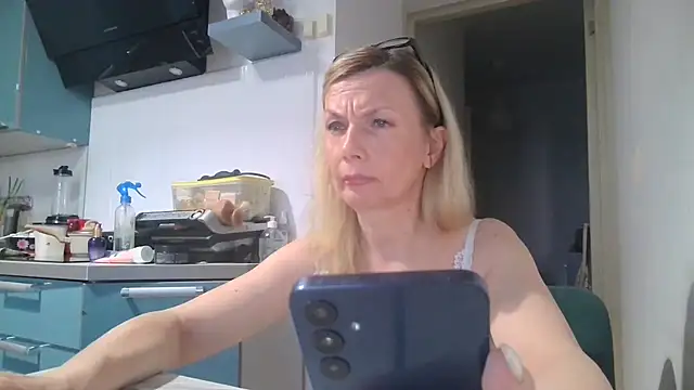 Sweetmurrr online show from June 24, 2026, 12:53 am