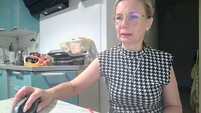 Sweetmurrr online show from July 29, 2026, 12:53 am