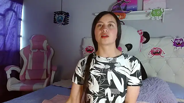 Snapshot of Zaaida_ chatting on October 25, 2025, 12:56 pm Zaaida online show from October 25, 2025, 12:56 pm