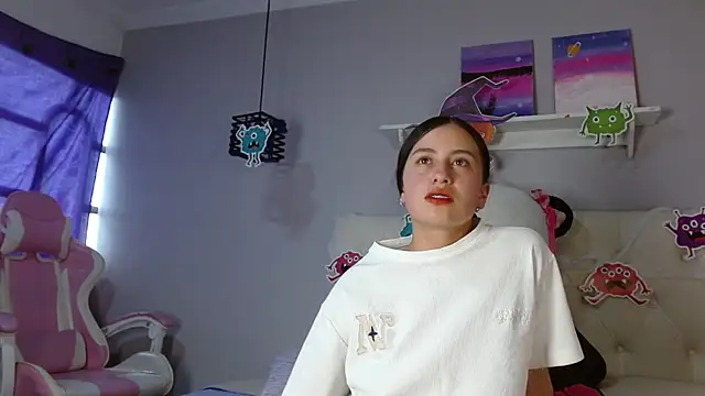 Snapshot of Zaaida_ chatting on November 1, 2025, 3:47 pm Zaaida online show from November 1, 2025, 3:47 pm