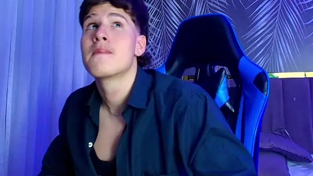 Snapshot of SEXYBOY_VC chatting on September 10, 2025, 11:54 am SEXYBOY VC online show from September 10, 2025, 11:54 am