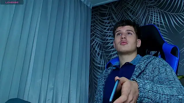 Snapshot of SEXYBOY_VC chatting on September 13, 2025, 12:05 pm SEXYBOY VC online show from September 13, 2025, 12:05 pm