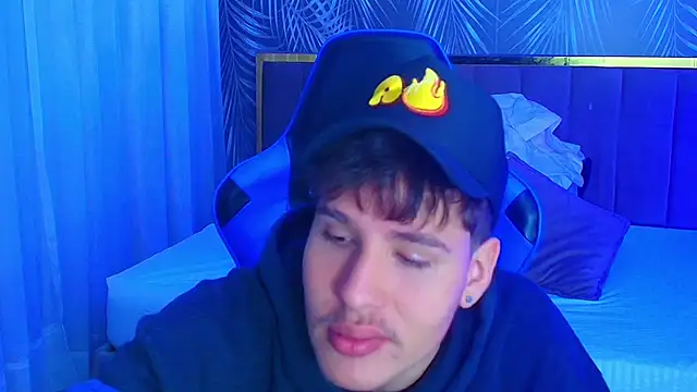 Snapshot of SEXYBOY_VC chatting on September 24, 2025, 12:08 pm SEXYBOY VC online show from September 24, 2025, 12:08 pm